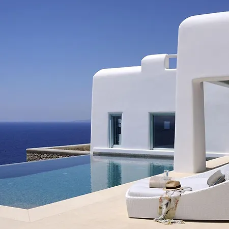 Bluebird Seabird * Mykonos Town